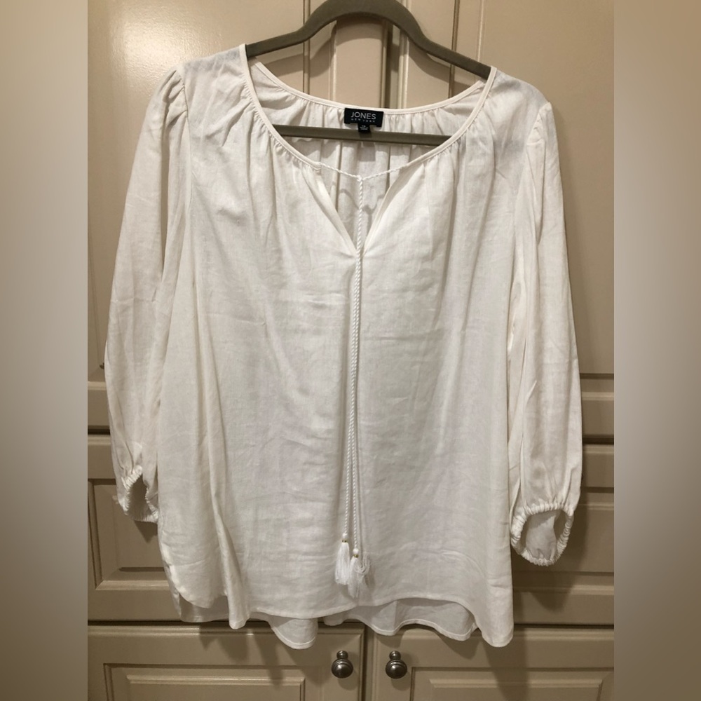 Jones New York peasant top